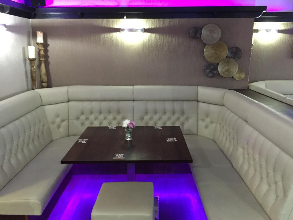 比尔斯韦尔斯 White Horse酒店 外观 照片