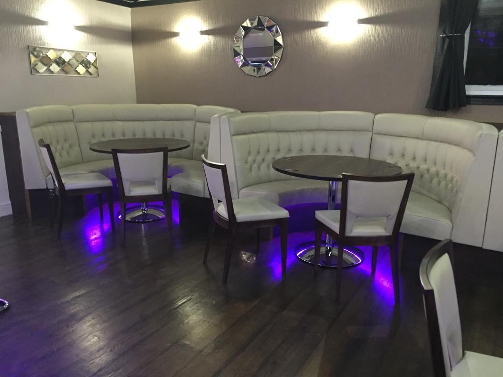 比尔斯韦尔斯 White Horse酒店 外观 照片